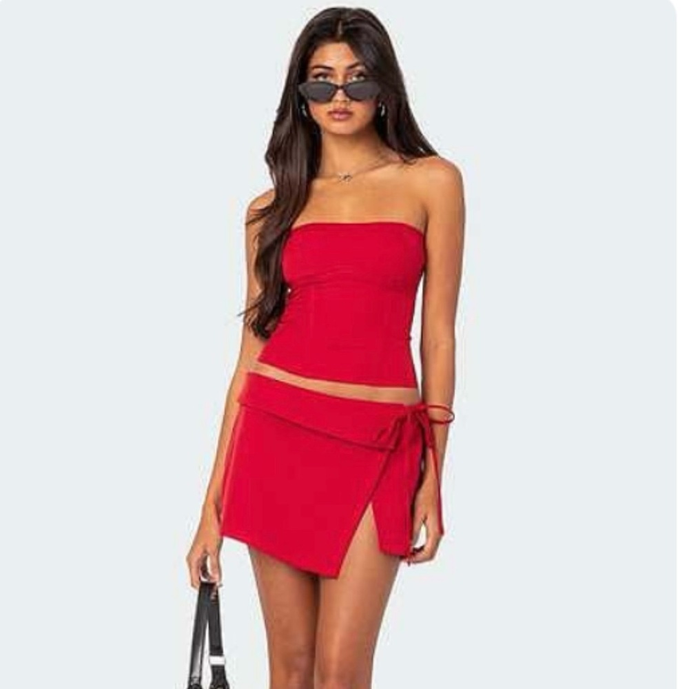 Matching 2 piece edikted set, size medium. Corset top and red mini skirt